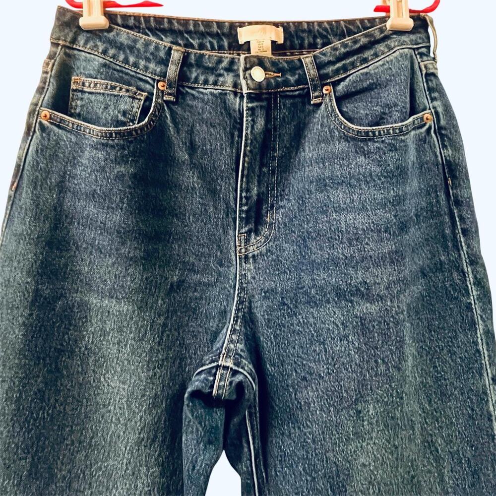 H&M Women's Straight Leg Medium Wash Jeans High Rise